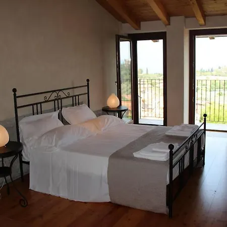 The Olive House, Garden And Pool