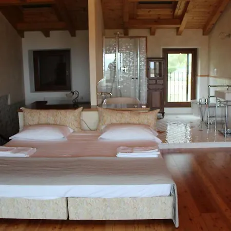 The Olive House, Garden And Pool Villa Gaino