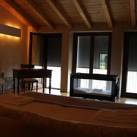The Olive House, Garden And Pool 빌라 Gaino