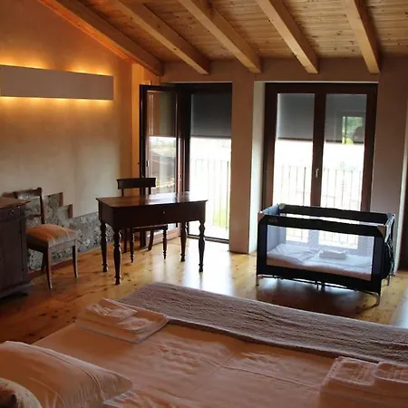 The Olive House, Garden And Pool *