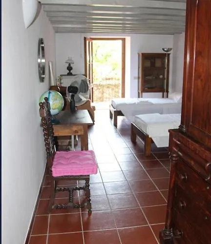 The Olive House, Garden And Pool Villa