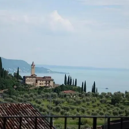 The Olive House, Garden And Pool Gaino